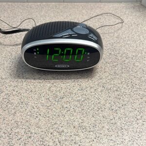 Jensen Black and Silver Digital Alarm Clock